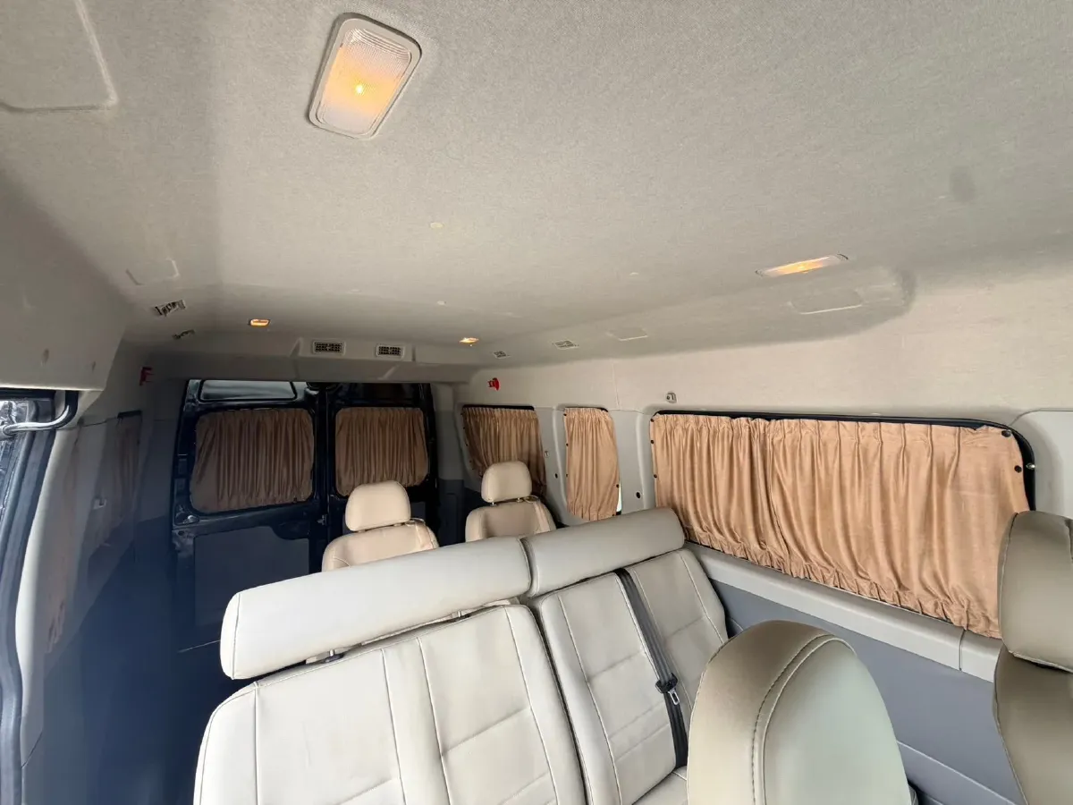 2023 MAXUS XinTu V80 2.0T 139HP L4 6MT,autocango,china used car exporter,china ev exporter,chinese used car exporter,chinese used ev exporter