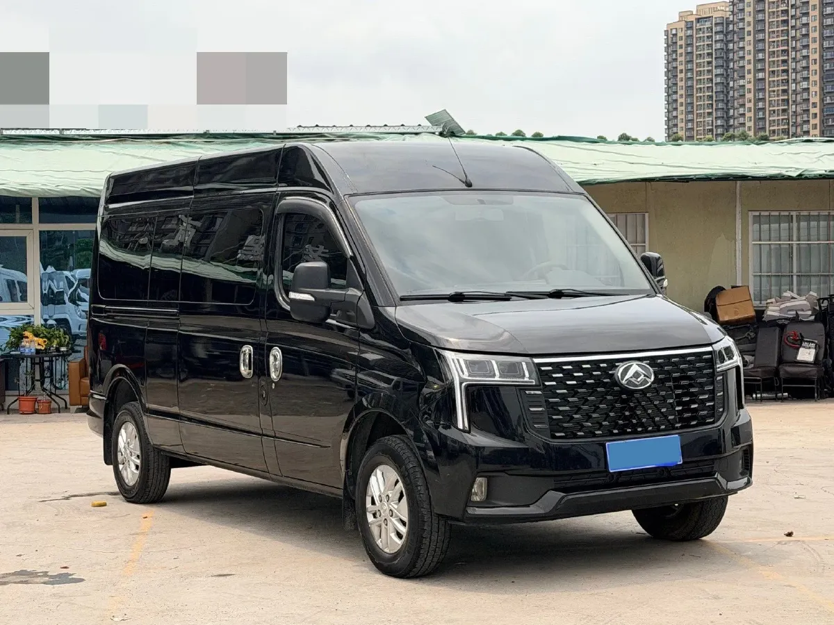 2023 MAXUS XinTu V80 2.0T 139HP L4 6MT,autocango,china used car exporter,china ev exporter,chinese used car exporter,chinese used ev exporter