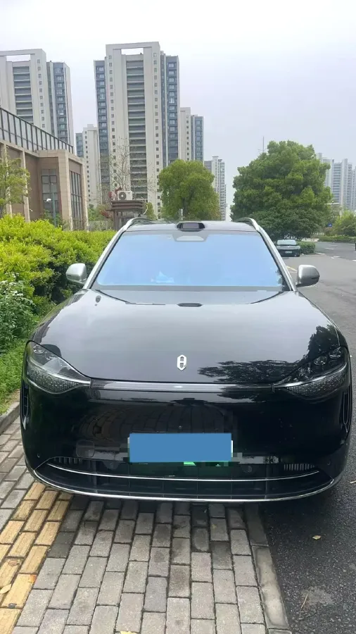 2024 AITO AITO M9 1.5T 152HP L4 REEV 42KWH,autocango,china used car exporter,china ev exporter,chinese used car exporter,chinese used ev exporter
