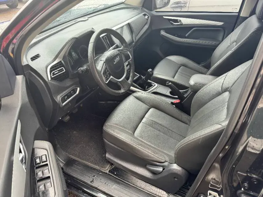 2020 Isuzu RE-MAX Jim 2.8T 120HP L4 5MT,autocango,china used car exporter,china ev exporter,chinese used car exporter,chinese used ev exporter