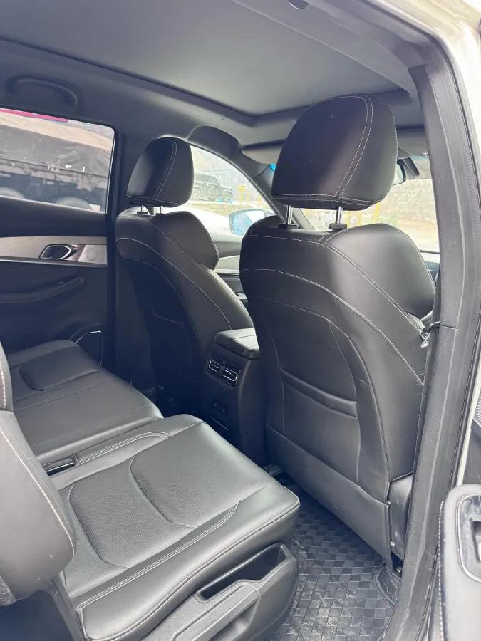 2020 Jetour X90 1.5T 156HP L4 6DCT,autocango,china used car exporter,china ev exporter,chinese used car exporter,chinese used ev exporter