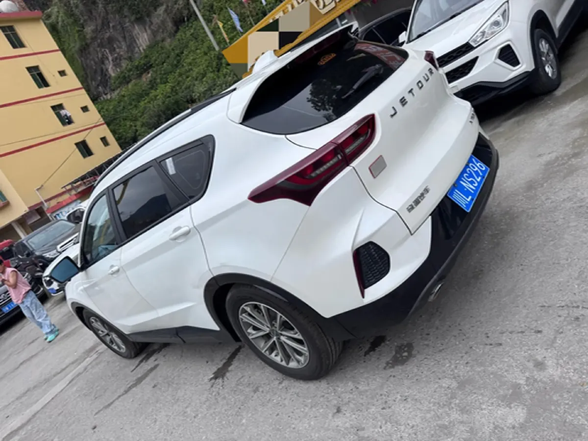 2020 Jetour X90 1.5T 156HP L4 6DCT,autocango,china used car exporter,china ev exporter,chinese used car exporter,chinese used ev exporter