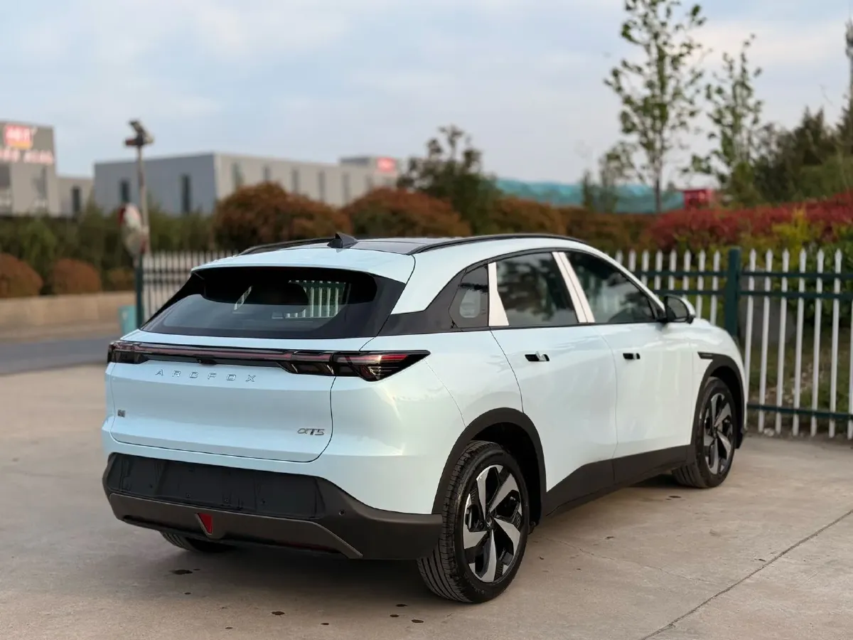 2025 Foton General F9 2.0T 238HP L4 8AT,autocango,china used car exporter,china ev exporter,chinese used car exporter,chinese used ev exporter