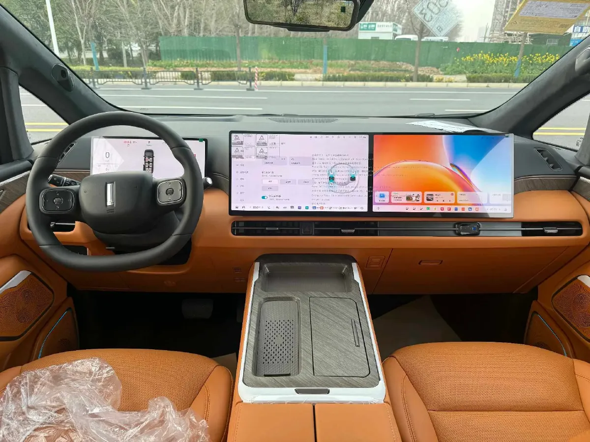 2025 WEY HighMountain 1.5T 170HP L4 4DHT PHEV,autocango,china used car exporter,china ev exporter,chinese used car exporter,chinese used ev exporter