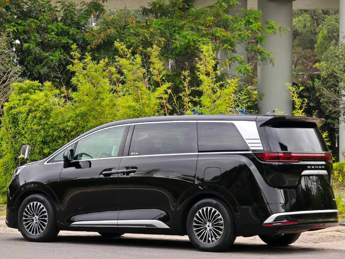 2024 Denza D9 1.5T 139HP L4 E-CVT PHEV 40KWH,autocango,china used car exporter,china ev exporter,chinese used car exporter,chinese used ev exporter