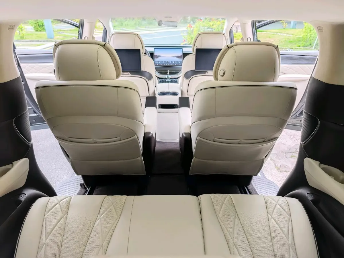 2024 Denza D9 1.5T 139HP L4 E-CVT PHEV 40KWH,autocango,china used car exporter,china ev exporter,chinese used car exporter,chinese used ev exporter