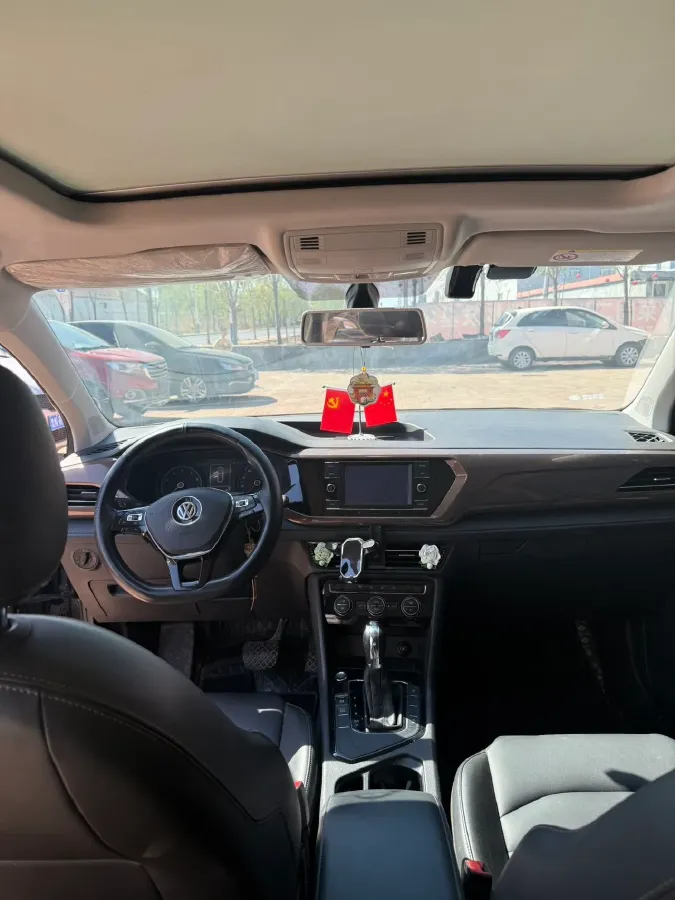 2021 Volkswagen Tharu 1.4T 150HP L4 7DCT,autocango,china used car exporter,china ev exporter,chinese used car exporter,chinese used ev exporter