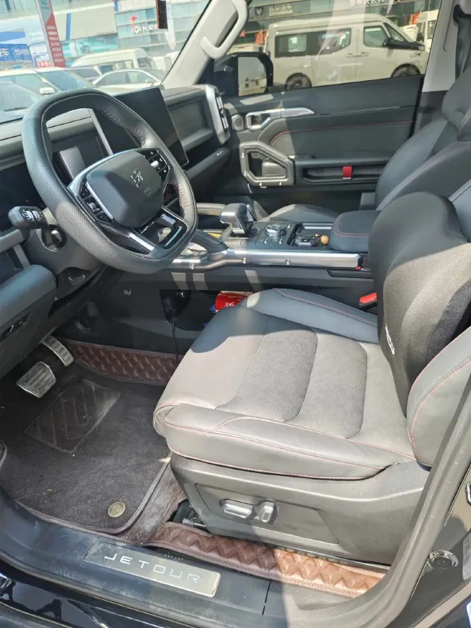 2024 Jetour Traveller 2.0T 254HP L4 7DCT,autocango,china used car exporter,china ev exporter,chinese used car exporter,chinese used ev exporter