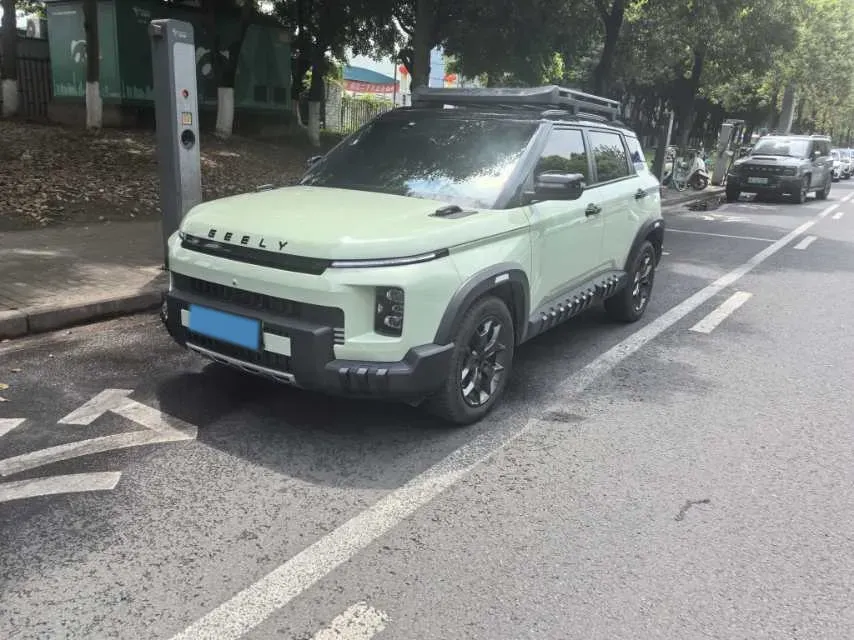 2025 Geely Cowboy 1.5T 181HP L4 7DCT,autocango,china used car exporter,china ev exporter,chinese used car exporter,chinese used ev exporter