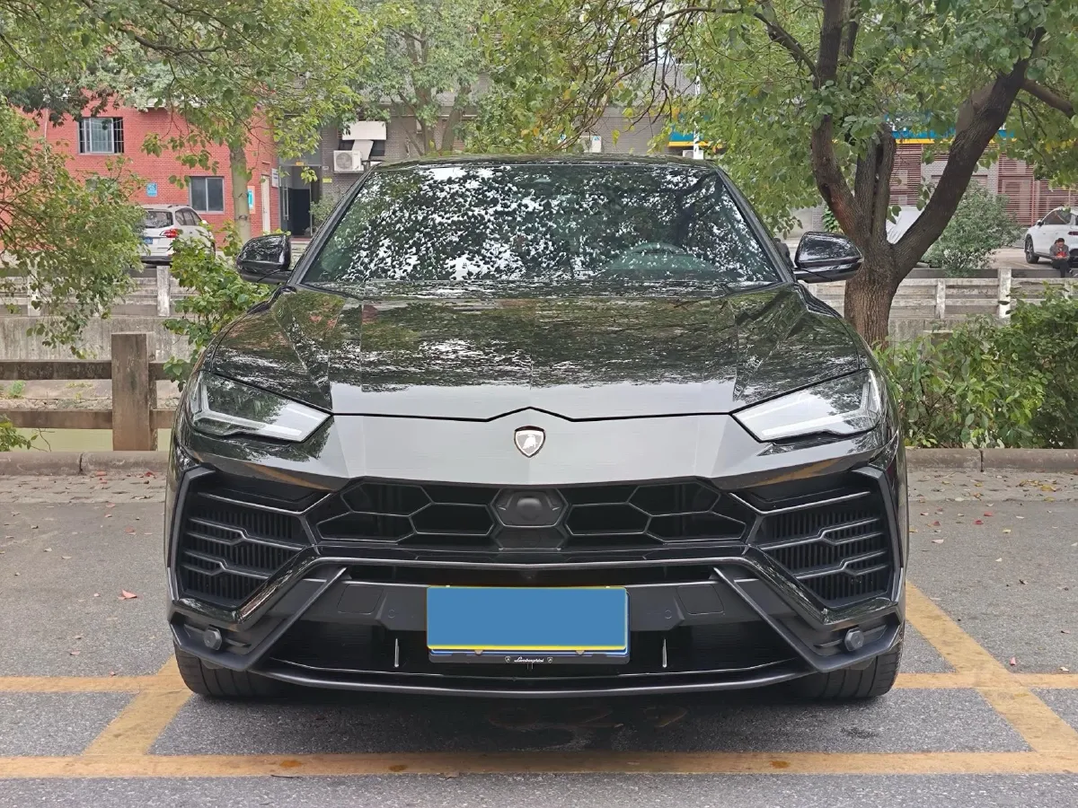 2021 Lamborghini Urus 4.0T 641HP V8 8AT,autocango,china used car exporter,china ev exporter,chinese used car exporter,chinese used ev exporter