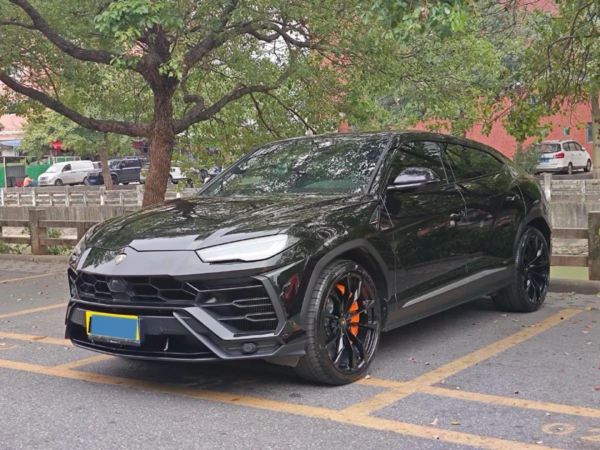 2021 Lamborghini Urus 4.0T 641HP V8 8AT,autocango,china used car exporter,china ev exporter,chinese used car exporter,chinese used ev exporter