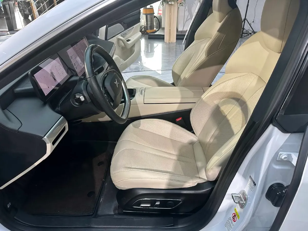 2020 Xpeng P7 BEV 70.8KWH,autocango,china used car exporter,china ev exporter,chinese used car exporter,chinese used ev exporter