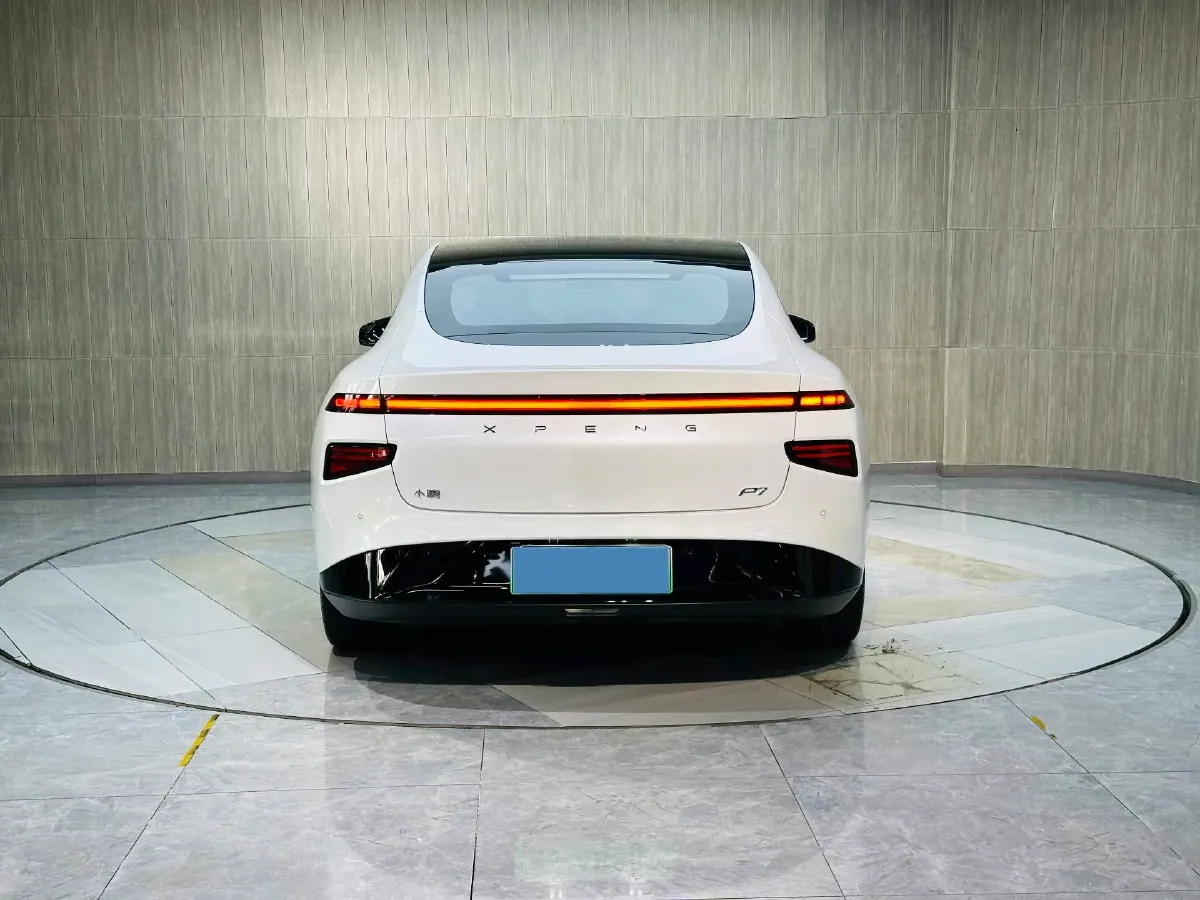 2020 Xpeng P7 BEV 70.8KWH,autocango,china used car exporter,china ev exporter,chinese used car exporter,chinese used ev exporter