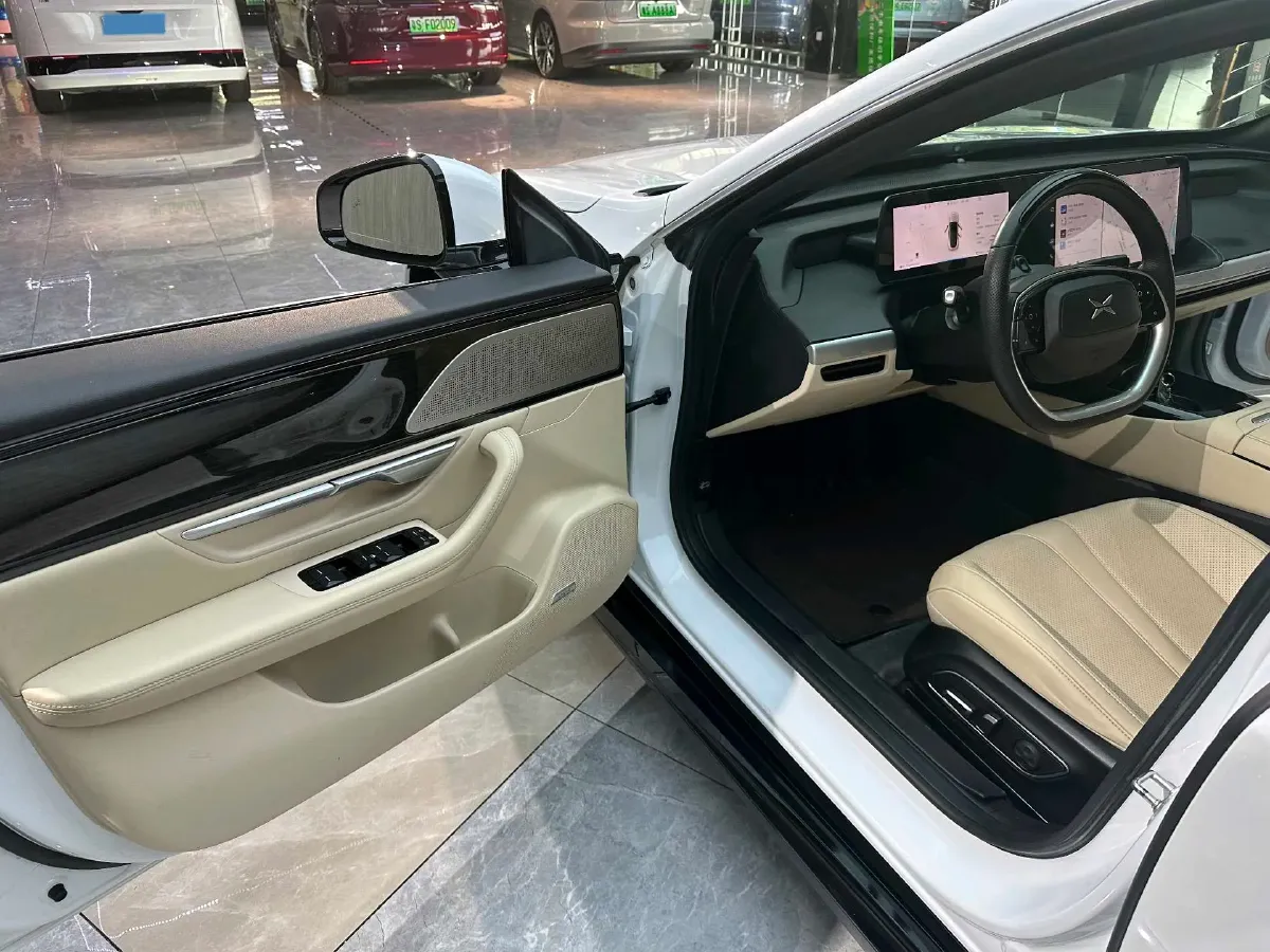 2020 Xpeng P7 BEV 70.8KWH,autocango,china used car exporter,china ev exporter,chinese used car exporter,chinese used ev exporter