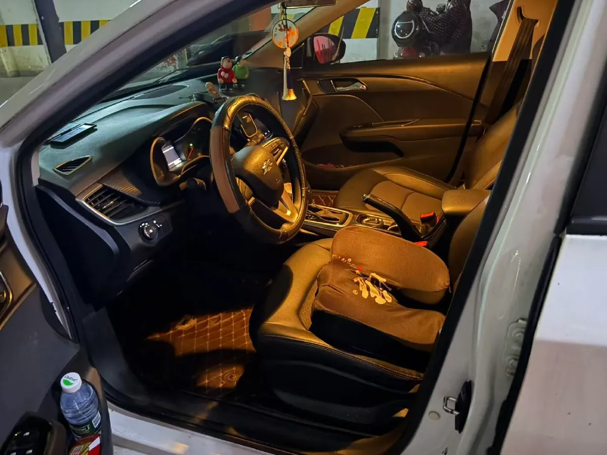 2019 Chevrolet Cavalier 1.0T 120HP L3 6DCT,autocango,china used car exporter,china ev exporter,chinese used car exporter,chinese used ev exporter