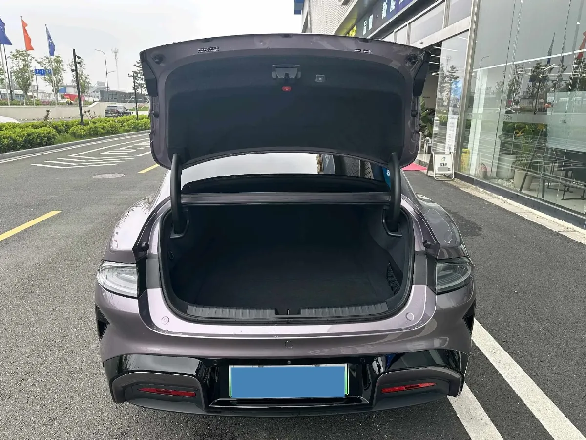 2024 MI SU7 BEV 101KWH,autocango,china used car exporter,china ev exporter,chinese used car exporter,chinese used ev exporter