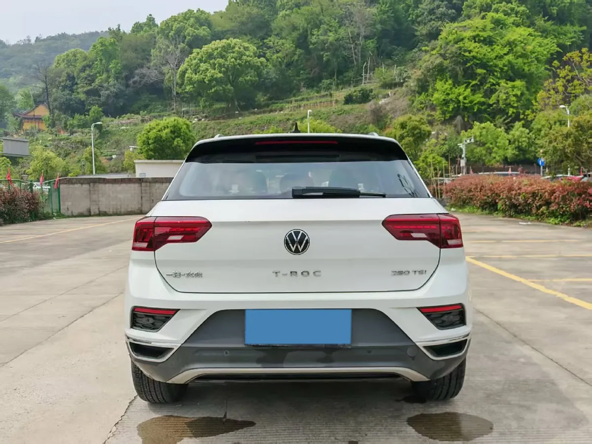 2022 Volkswagen T-Roc 1.4T 150HP L4 7DCT,autocango,china used car exporter,china ev exporter,chinese used car exporter,chinese used ev exporter