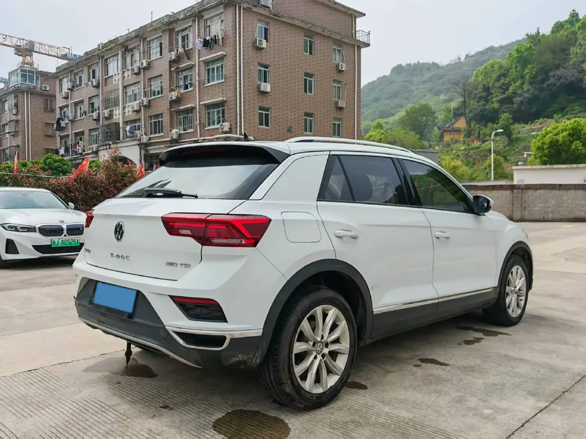 2022 Volkswagen T-Roc 1.4T 150HP L4 7DCT,autocango,china used car exporter,china ev exporter,chinese used car exporter,chinese used ev exporter