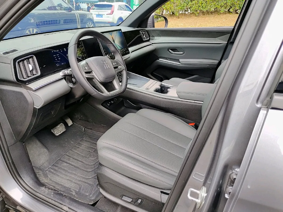 2026 BYD Song Pro 1.5L 101HP L4 E-CVT PHEV,autocango,china used car exporter,china ev exporter,chinese used car exporter,chinese used ev exporter