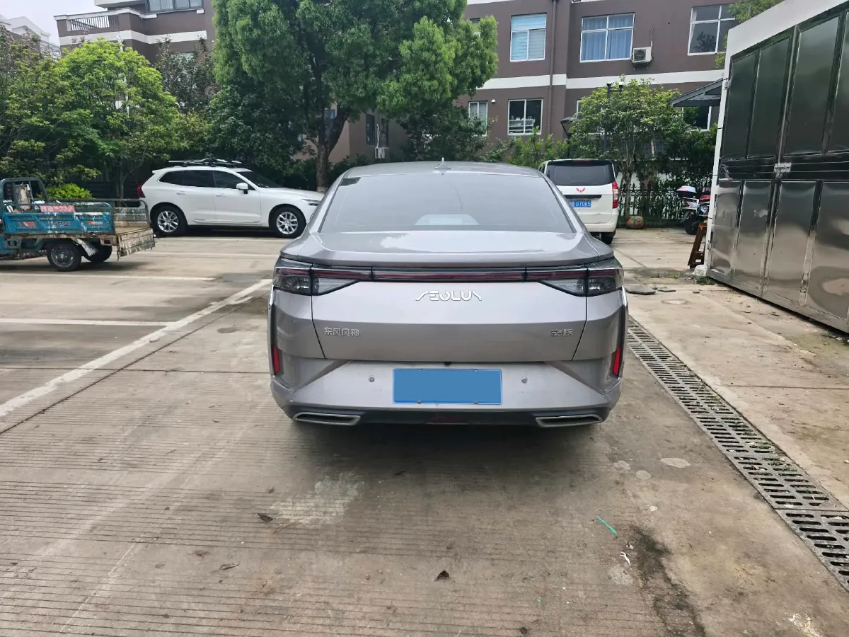 2021 DongFeng Aeolus YiXuan 1.5T 150HP L4 6DCT,autocango,china used car exporter,china ev exporter,chinese used car exporter,chinese used ev exporter