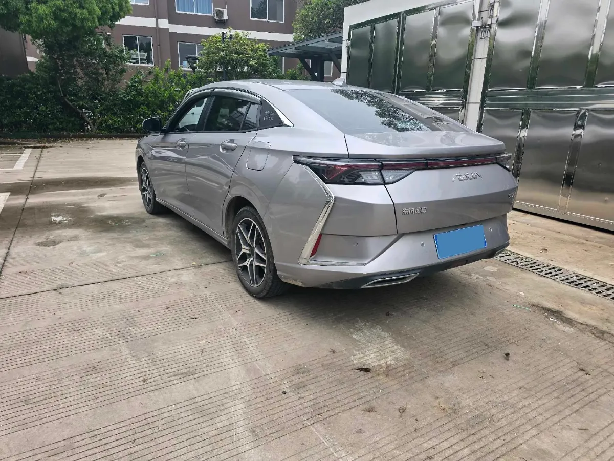 2021 DongFeng Aeolus YiXuan 1.5T 150HP L4 6DCT,autocango,china used car exporter,china ev exporter,chinese used car exporter,chinese used ev exporter