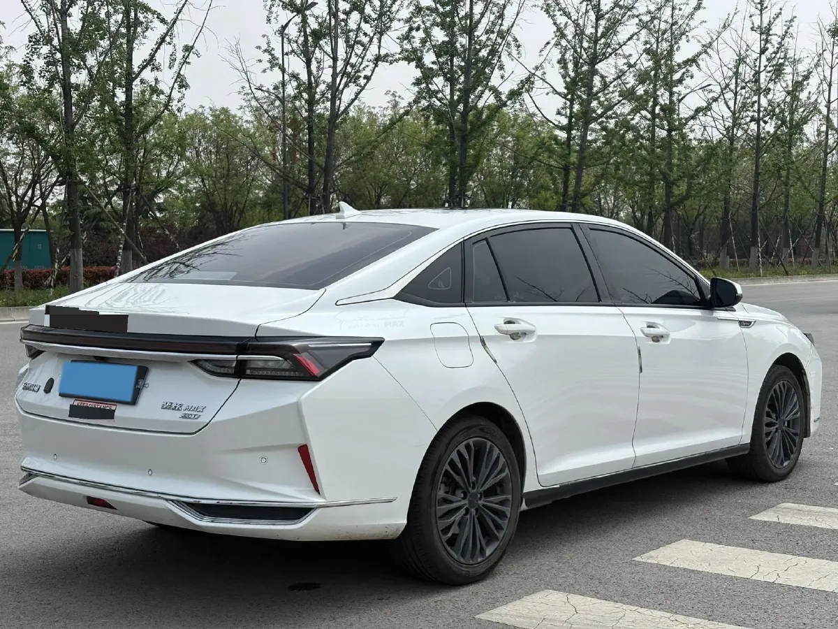 2021 DongFeng Aeolus YiXuan MAX 1.5T 190HP L4 7DCT,autocango,china used car exporter,china ev exporter,chinese used car exporter,chinese used ev exporter