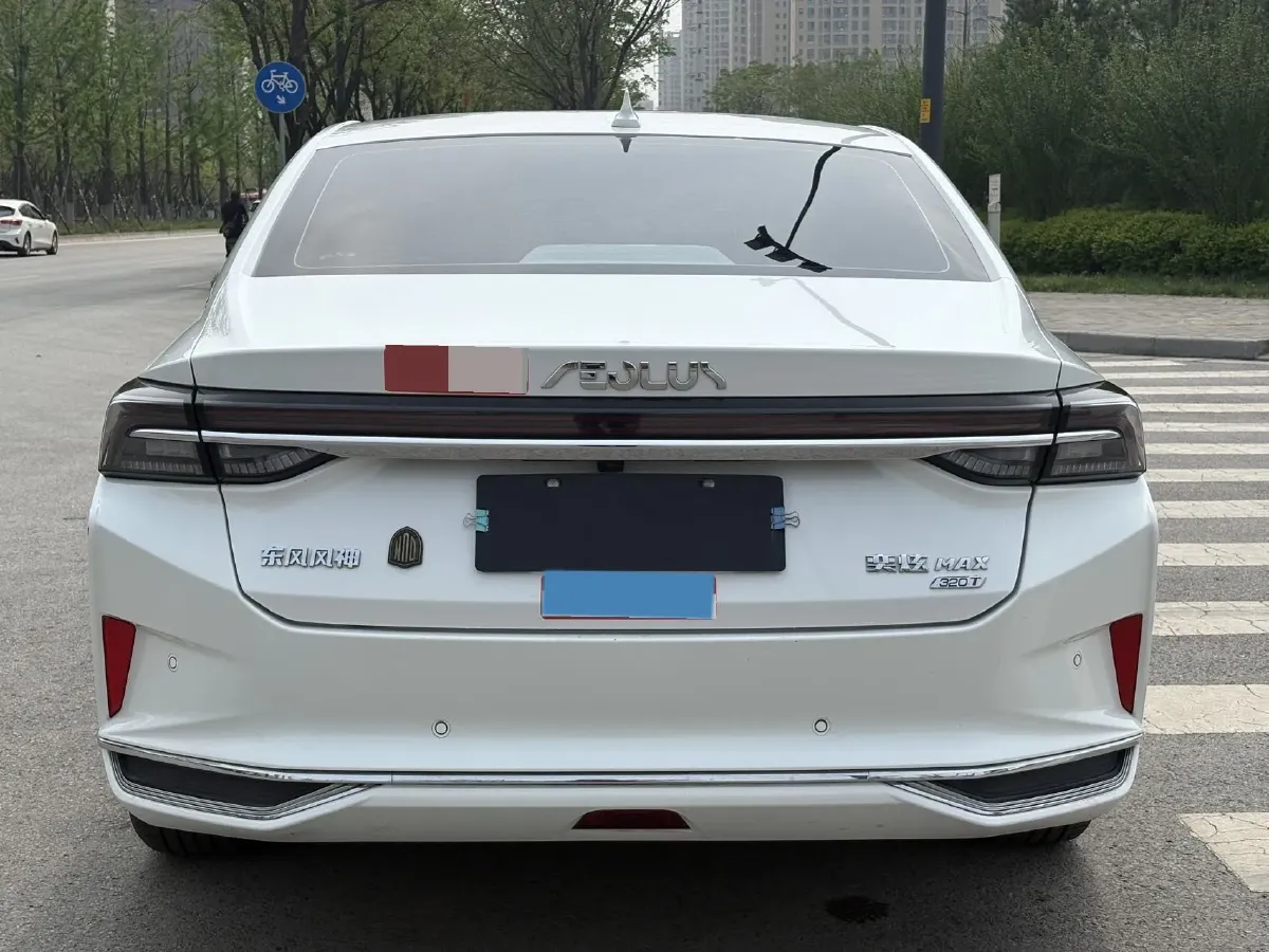 2021 DongFeng Aeolus YiXuan MAX 1.5T 190HP L4 7DCT,autocango,china used car exporter,china ev exporter,chinese used car exporter,chinese used ev exporter