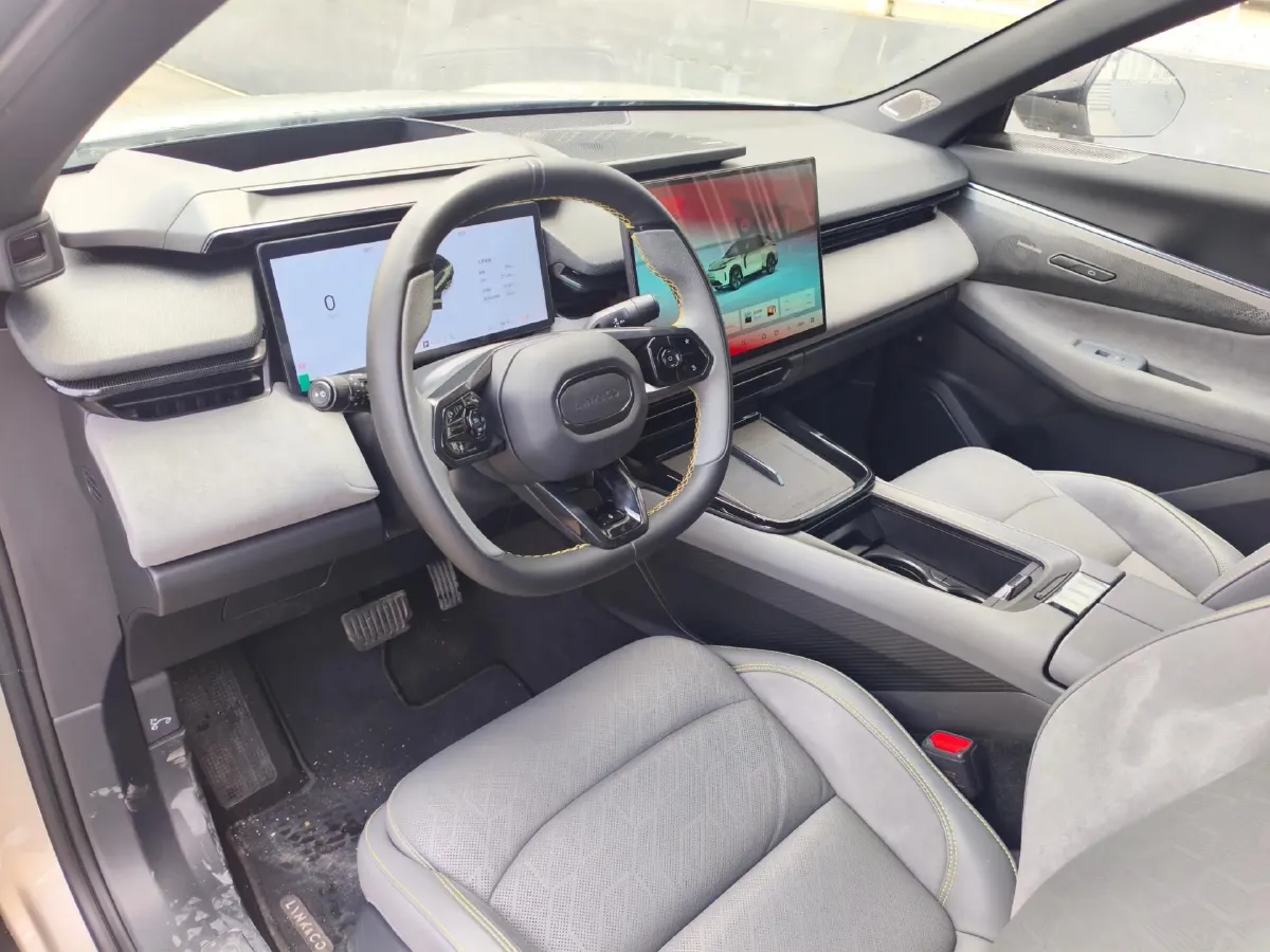 2023 LYNK&CO 08 EM-P 1.5T 163HP L4 3DHT PHEV 39.6KWH,autocango,china used car exporter,china ev exporter,chinese used car exporter,chinese used ev exporter