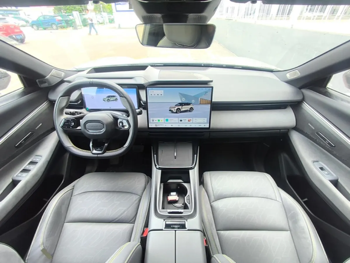 2023 LYNK&CO 08 EM-P 1.5T 163HP L4 3DHT PHEV 39.6KWH,autocango,china used car exporter,china ev exporter,chinese used car exporter,chinese used ev exporter