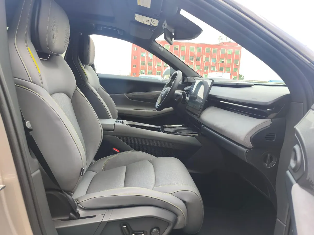 2023 LYNK&CO 08 EM-P 1.5T 163HP L4 3DHT PHEV 39.6KWH,autocango,china used car exporter,china ev exporter,chinese used car exporter,chinese used ev exporter