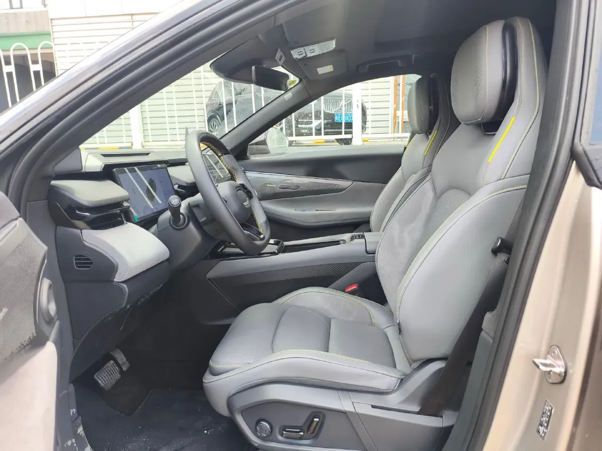 2023 LYNK&CO 08 EM-P 1.5T 163HP L4 3DHT PHEV 39.6KWH,autocango,china used car exporter,china ev exporter,chinese used car exporter,chinese used ev exporter