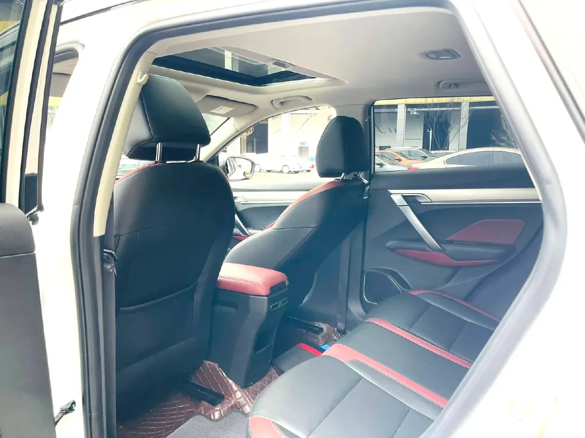 2021 Geely Coolray 1.4T 141HP L4 6DCT,autocango,china used car exporter,china ev exporter,chinese used car exporter,chinese used ev exporter