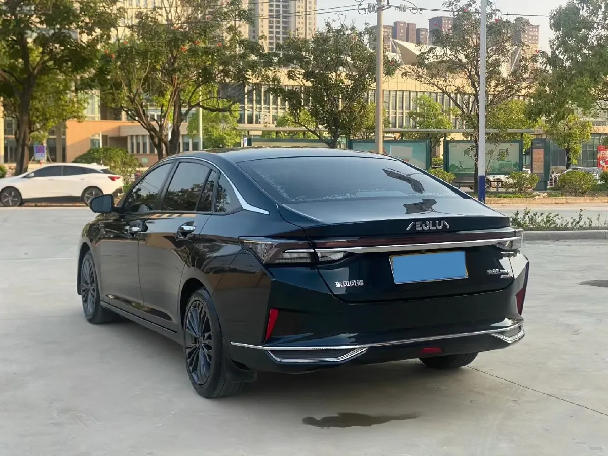 2021 DongFeng Aeolus YiXuan MAX 1.5T 190HP L4 7DCT,autocango,china used car exporter,china ev exporter,chinese used car exporter,chinese used ev exporter