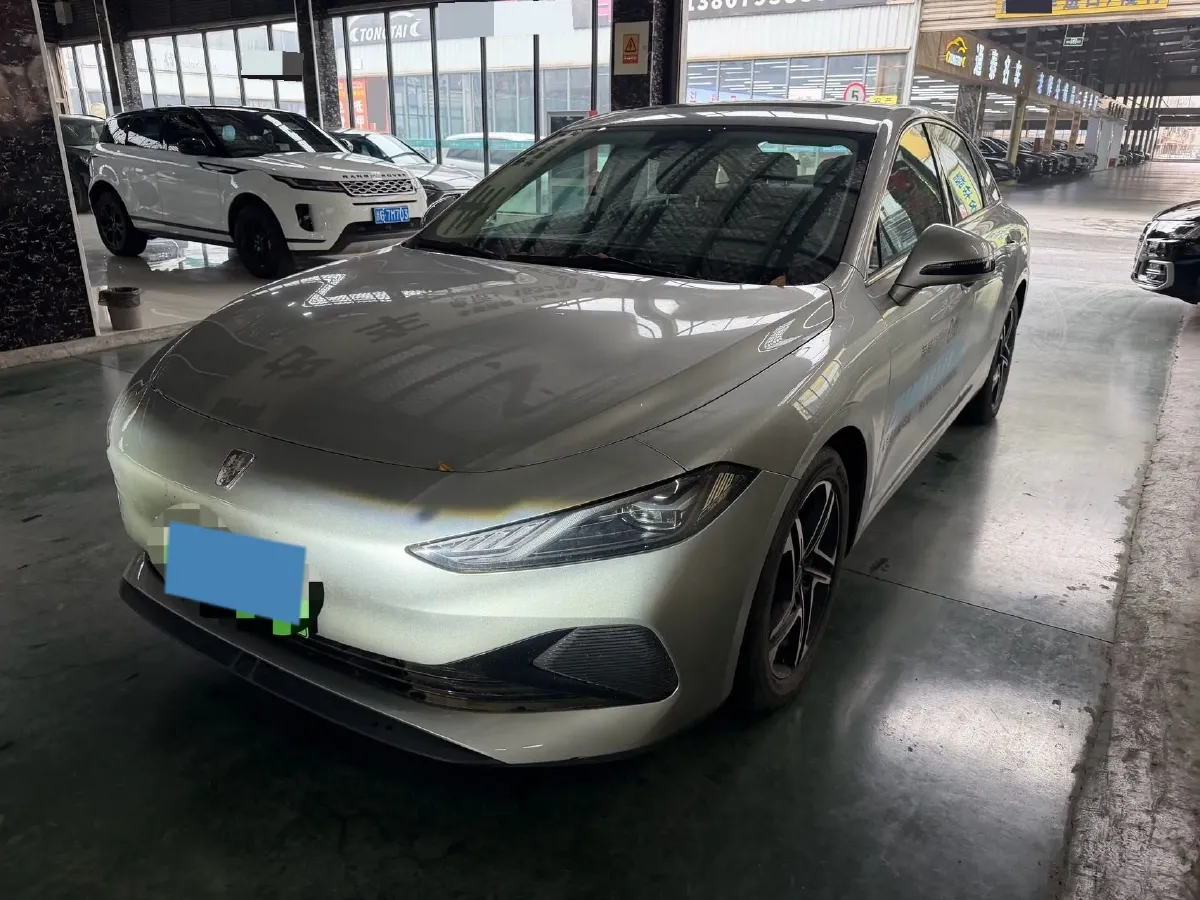 2023 Roewe D7 1.5L 112HP L4 1DHT PHEV 21.4KWH,autocango,china used car exporter,china ev exporter,chinese used car exporter,chinese used ev exporter