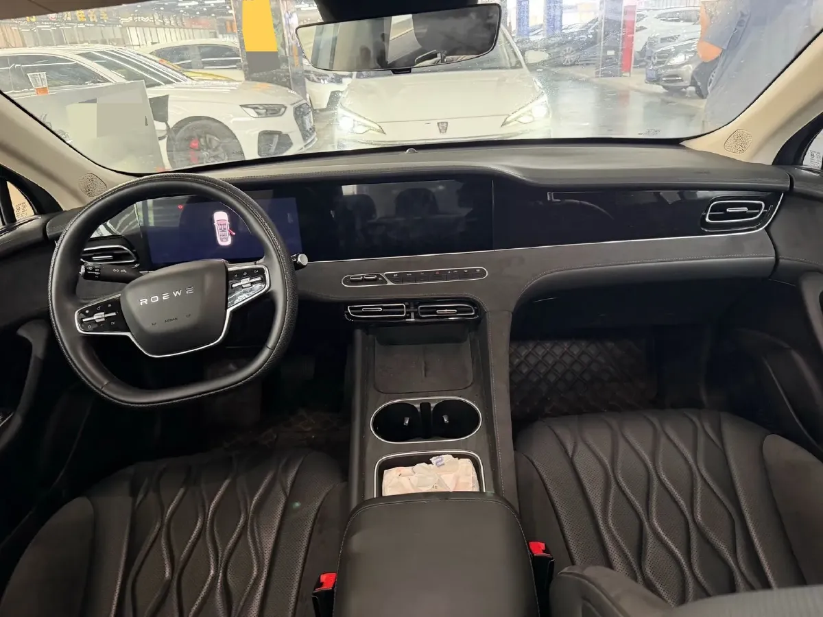 2023 Roewe D7 1.5L 112HP L4 1DHT PHEV 21.4KWH,autocango,china used car exporter,china ev exporter,chinese used car exporter,chinese used ev exporter