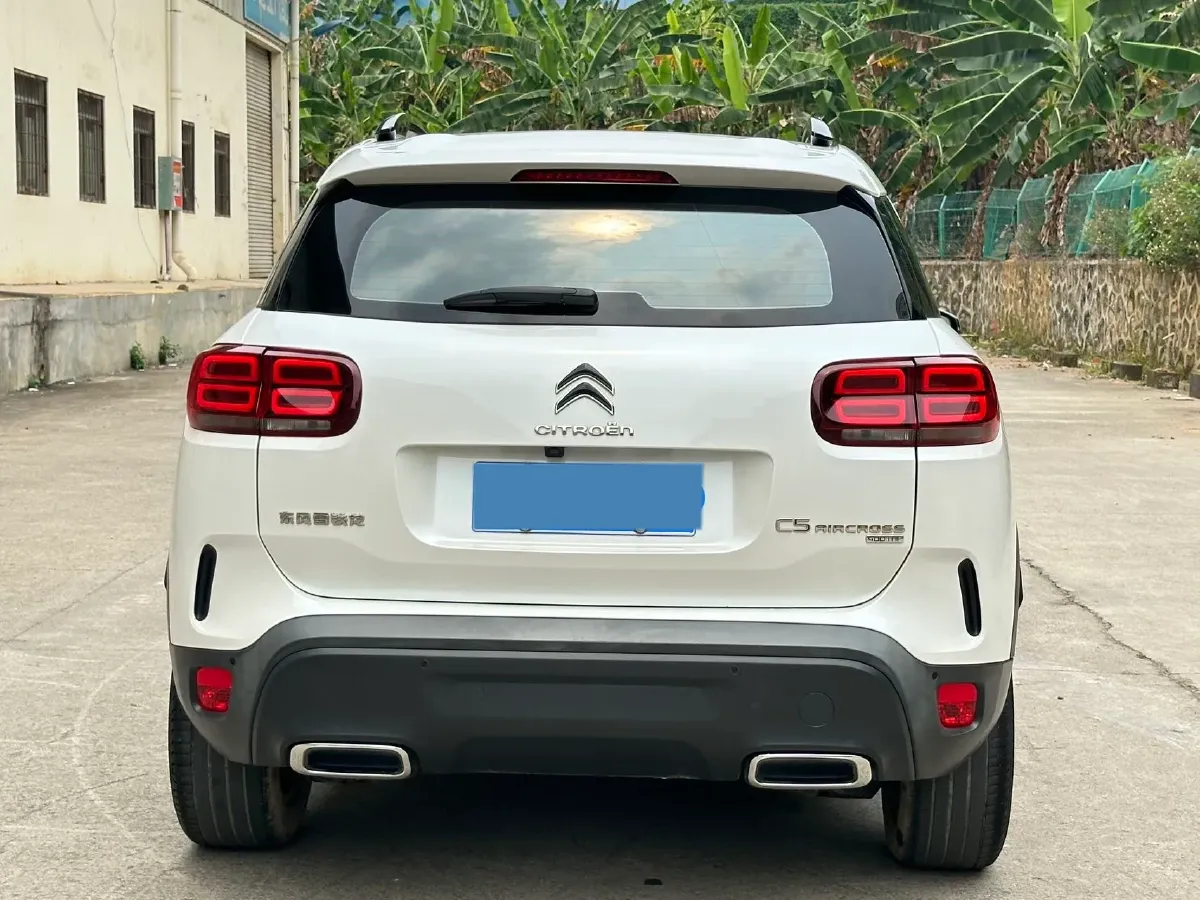 2020 Citroen C5 Aircross 1.8T 211HP L4 8AT,autocango,china used car exporter,china ev exporter,chinese used car exporter,chinese used ev exporter