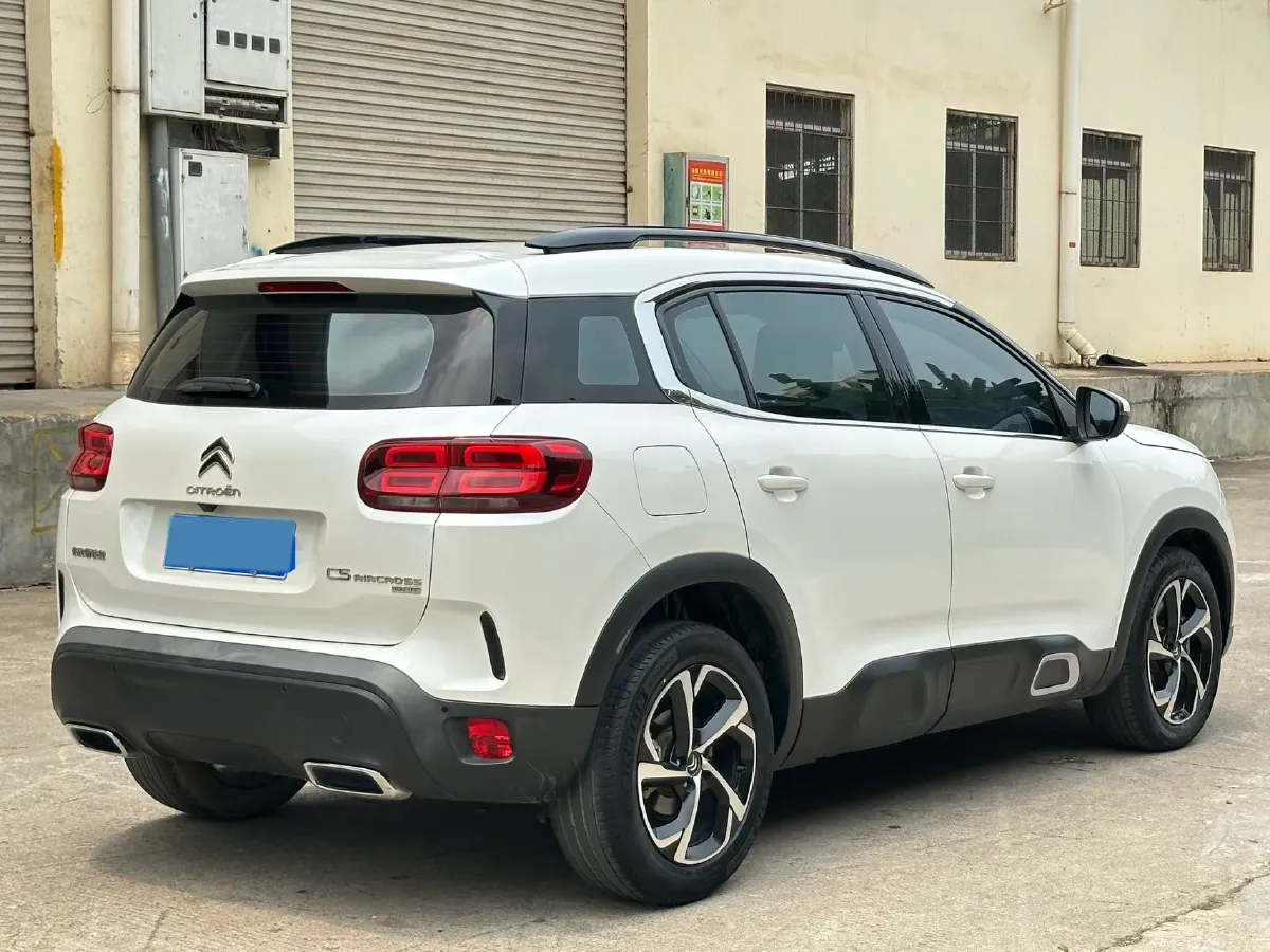 2020 Citroen C5 Aircross 1.8T 211HP L4 8AT,autocango,china used car exporter,china ev exporter,chinese used car exporter,chinese used ev exporter