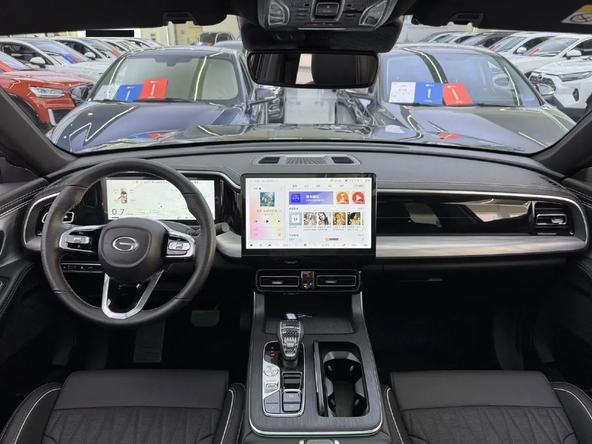 2025 GAC Trumpchi GS8 2.0T 252HP L4 8AT,autocango,china used car exporter,china ev exporter,chinese used car exporter,chinese used ev exporter