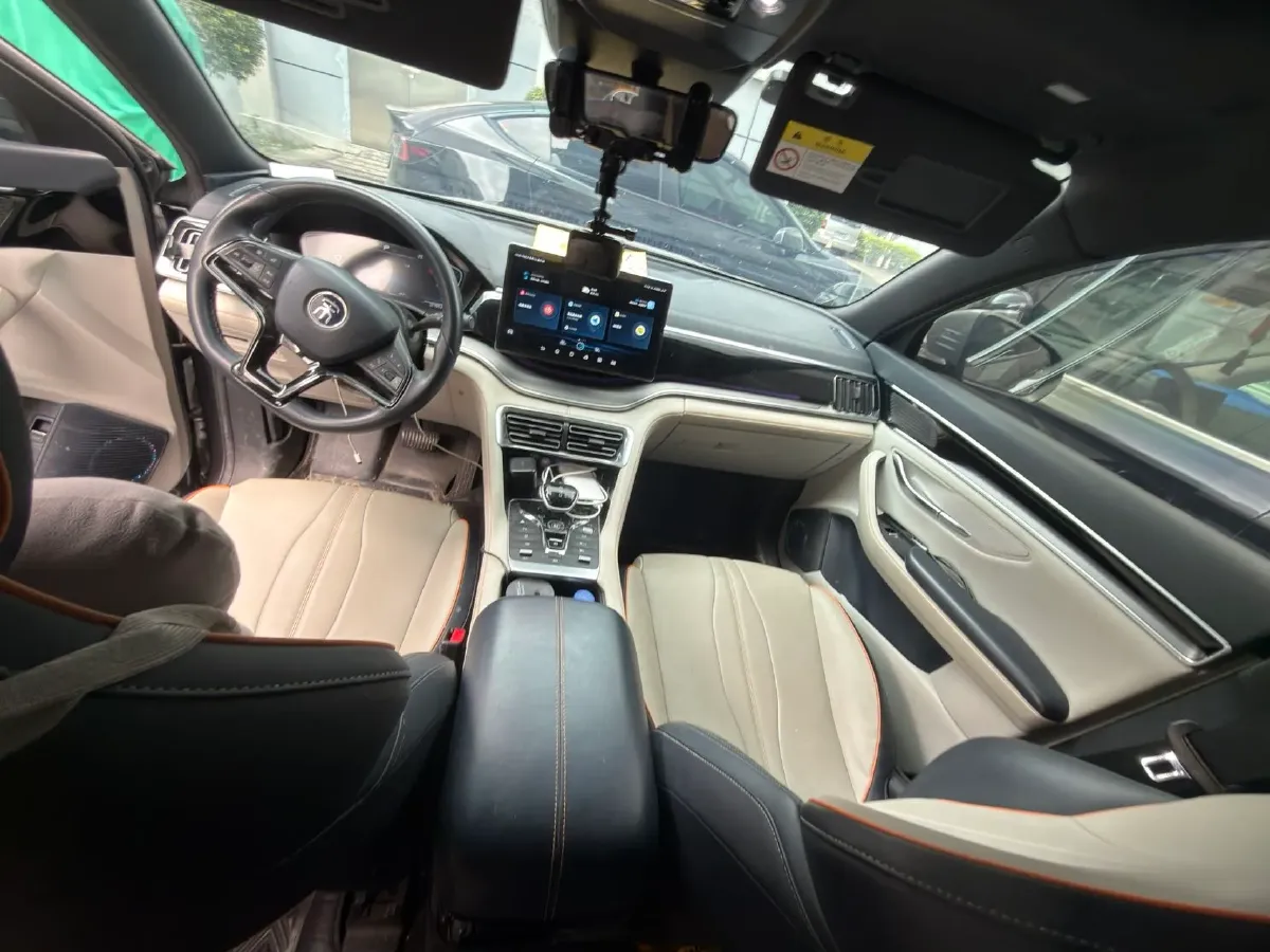 2021 Geely JiaJi 1.5T 177HP L3 7DCT PHEV 11.3KWH,autocango,china used car exporter,china ev exporter,chinese used car exporter,chinese used ev exporter