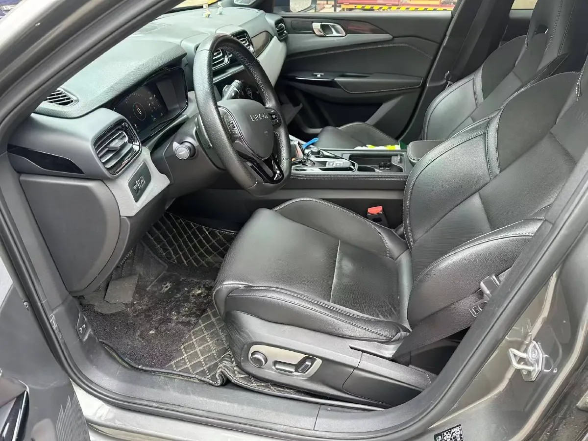 2021 LYNK&CO 03 2.0T 190HP L4 6AT,autocango,china used car exporter,china ev exporter,chinese used car exporter,chinese used ev exporter