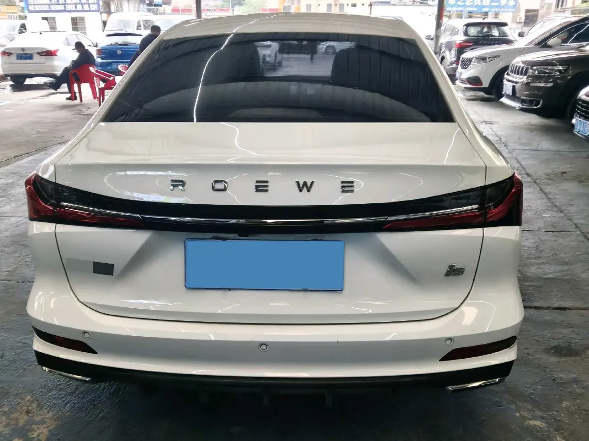 2023 Roewe i5 1.5L 129HP L4 CVT,autocango,china used car exporter,china ev exporter,chinese used car exporter,chinese used ev exporter