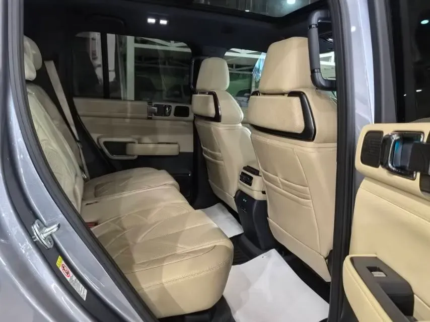 2023 FangChengBao Bao 5 1.5T 194HP L4 E-CVT PHEV 31.8KWH,autocango,china used car exporter,china ev exporter,chinese used car exporter,chinese used ev exporter