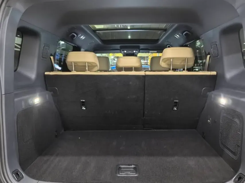 2023 FangChengBao Bao 5 1.5T 194HP L4 E-CVT PHEV 31.8KWH,autocango,china used car exporter,china ev exporter,chinese used car exporter,chinese used ev exporter