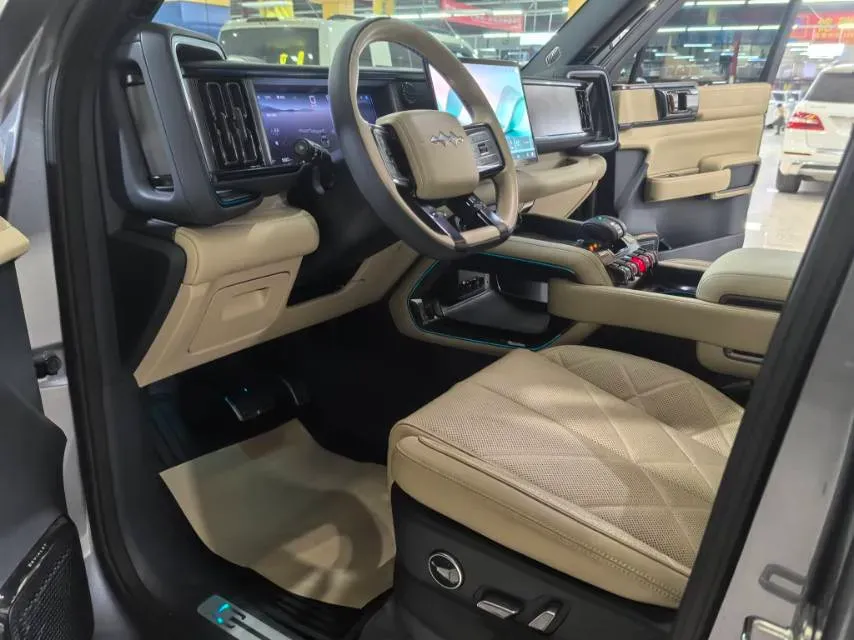 2023 FangChengBao Bao 5 1.5T 194HP L4 E-CVT PHEV 31.8KWH,autocango,china used car exporter,china ev exporter,chinese used car exporter,chinese used ev exporter