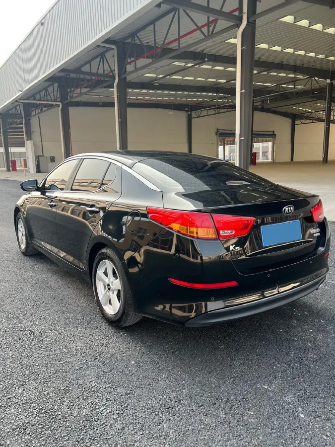 2015 Kia K5 2.0L 162HP L4 6AT,autocango,china used car exporter,china ev exporter,chinese used car exporter,chinese used ev exporter