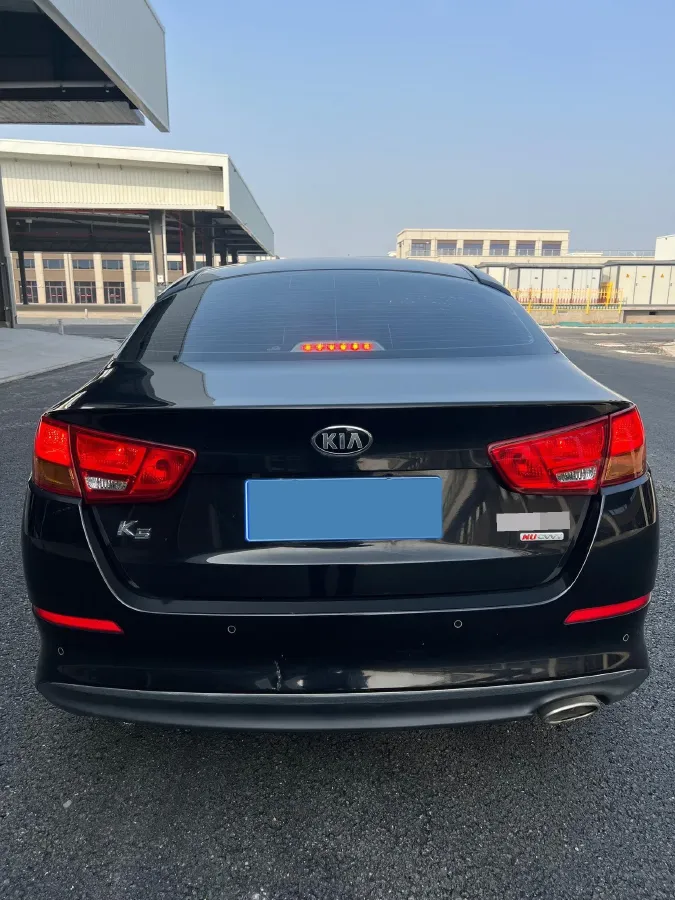 2015 Kia K5 2.0L 162HP L4 6AT,autocango,china used car exporter,china ev exporter,chinese used car exporter,chinese used ev exporter
