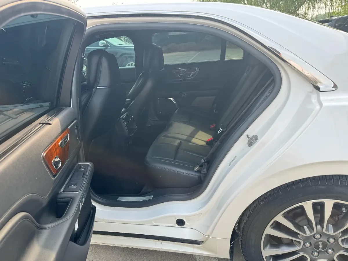 2017 Lincoln Continental 3.0T 378HP V6 6AT,autocango,china used car exporter,china ev exporter,chinese used car exporter,chinese used ev exporter