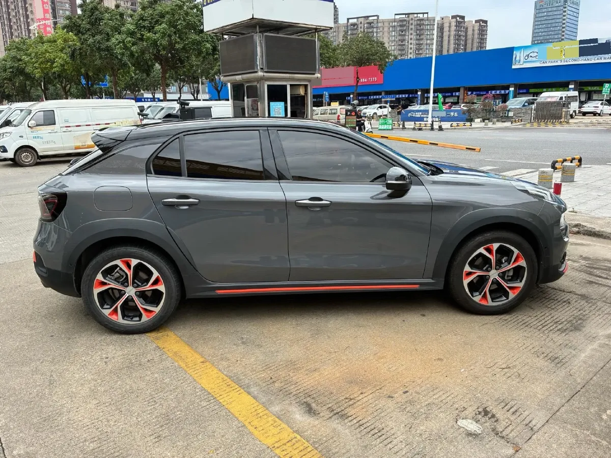2018 Toyota C-HR 2.0L 171HP L4 CVT,autocango,china used car exporter,china ev exporter,chinese used car exporter,chinese used ev exporter