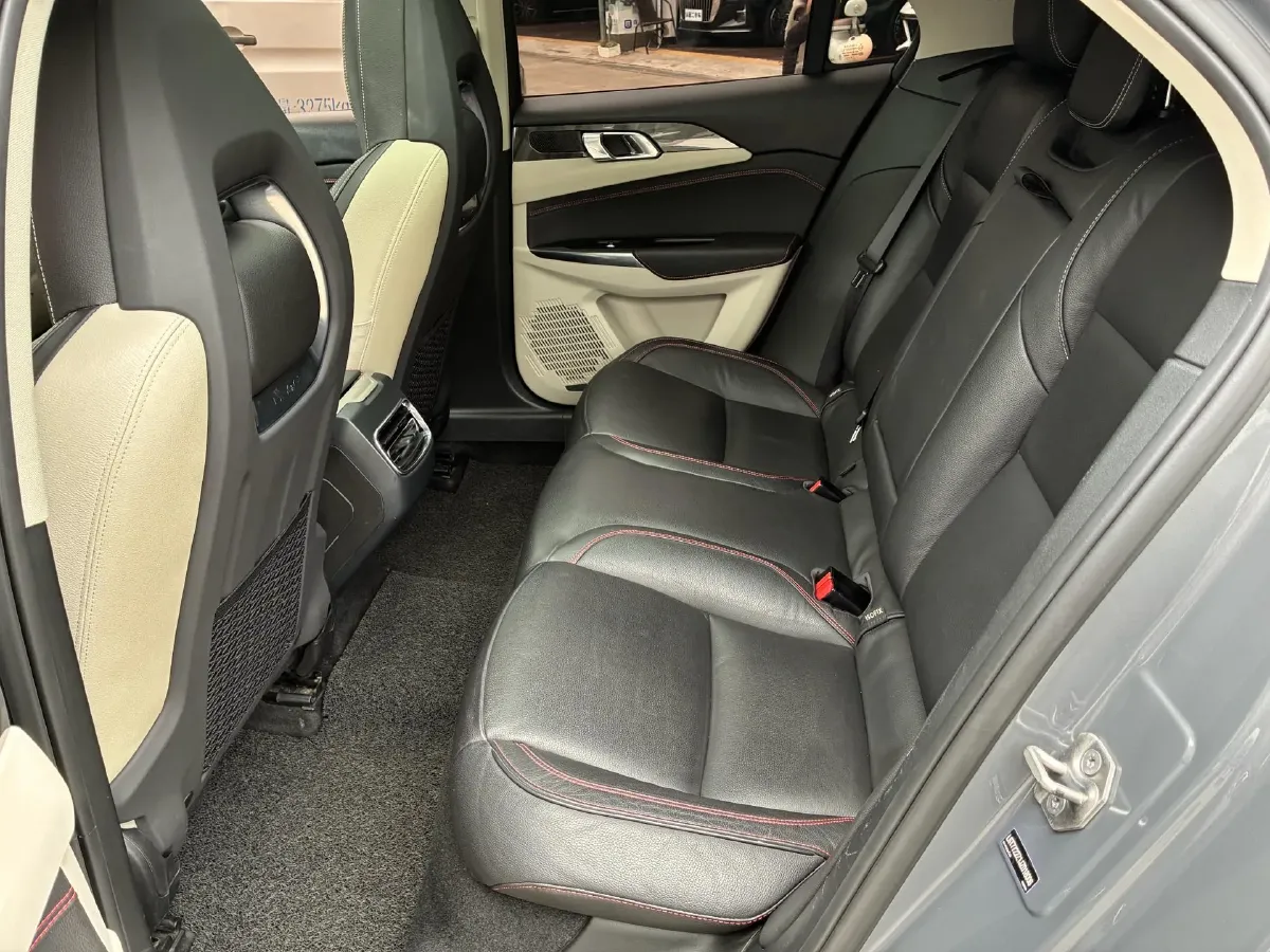 2018 Toyota C-HR 2.0L 171HP L4 CVT,autocango,china used car exporter,china ev exporter,chinese used car exporter,chinese used ev exporter