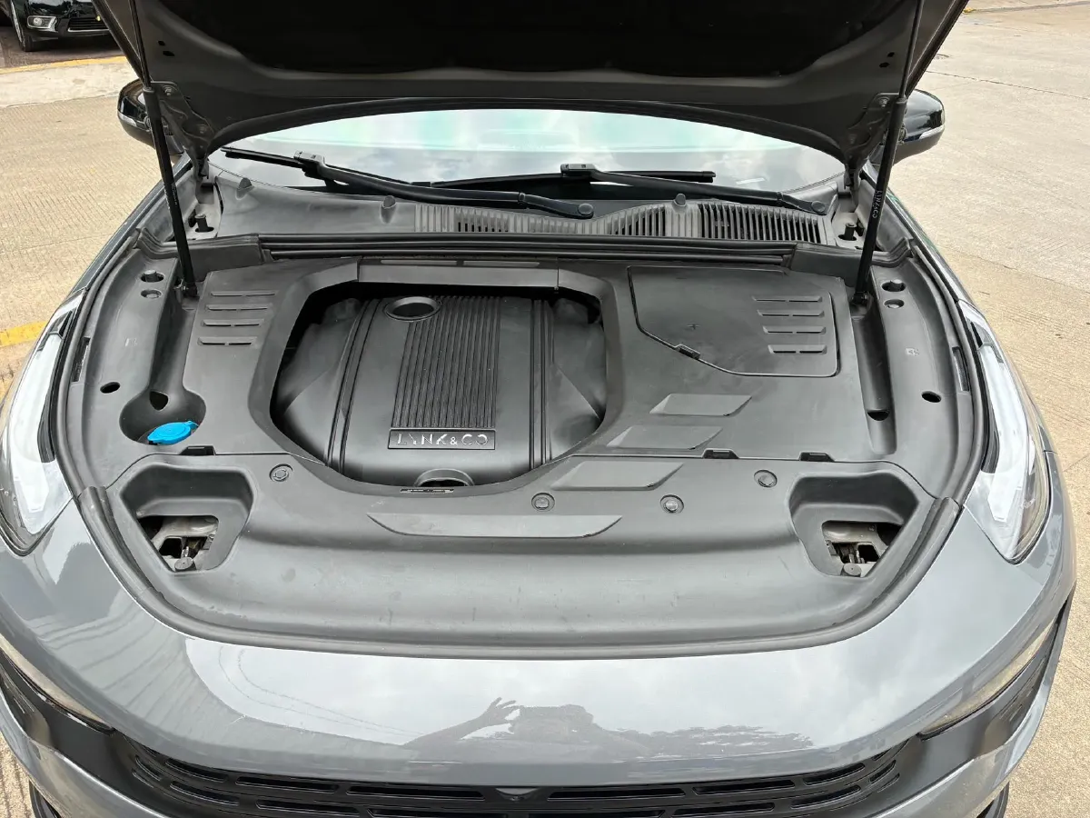 2018 Toyota C-HR 2.0L 171HP L4 CVT,autocango,china used car exporter,china ev exporter,chinese used car exporter,chinese used ev exporter